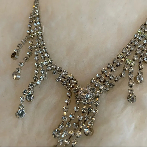 Vintage 90s rhinestone necklace - Picture 6 of 6